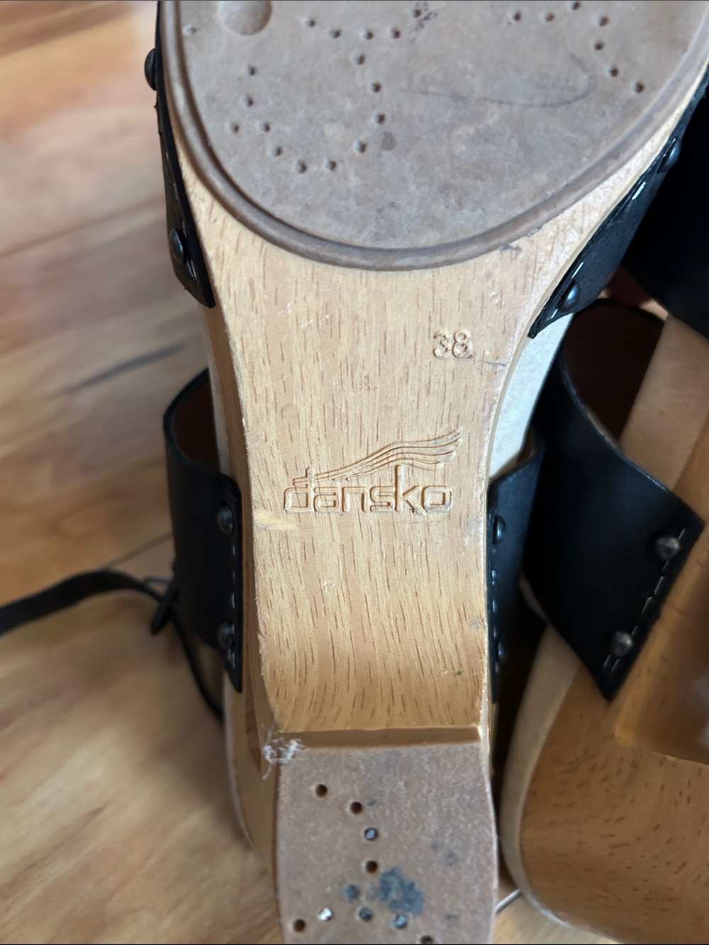 Dansko Thea clogs - black - barely worn - Picture 5 of 7